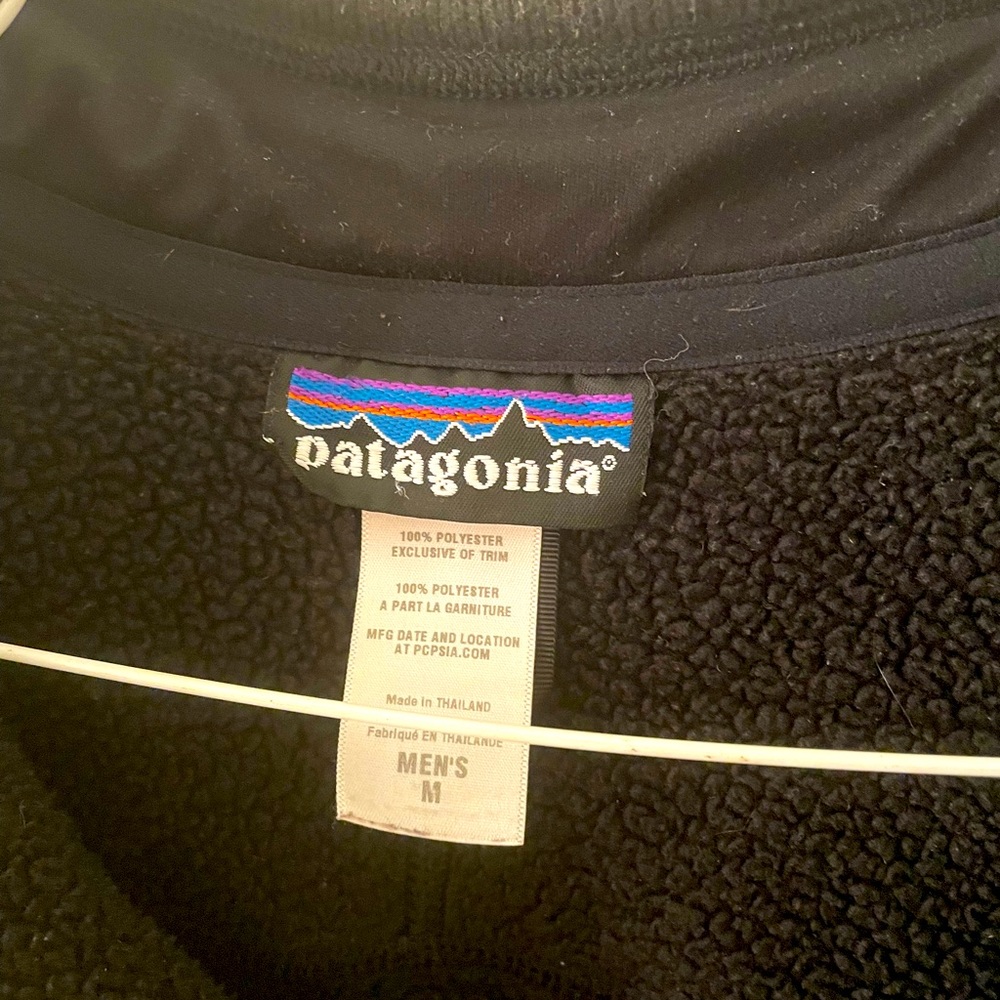 Mens Patagonia pullover black size M
